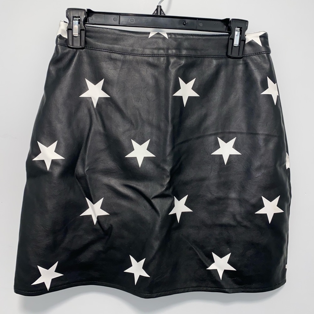 Star leather skirt